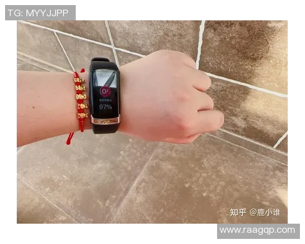 智能足球星手环创新设计助力运动员提升比赛表现与健康管理 智能足球星手环创新设计助力运动员提升比赛表现与健康管理